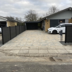 belægning af ny indkørsel