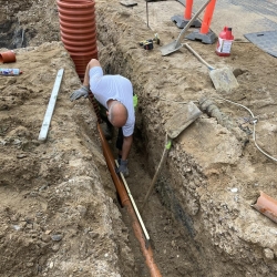 kloakarbejde med rør