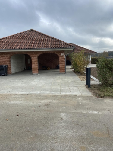 ny indkørsel i Horsens